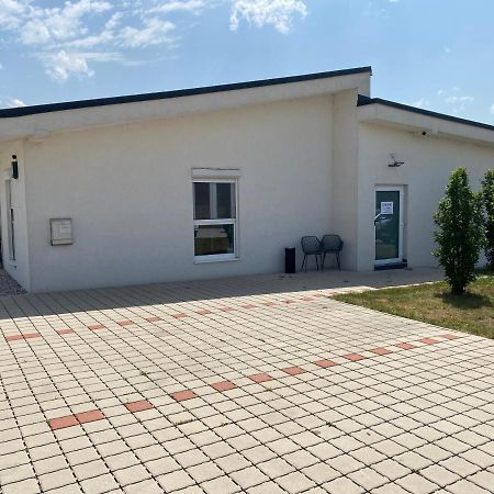 Gaestezimmer Oedenburgerstrasse Pottsching Exteriér fotografie