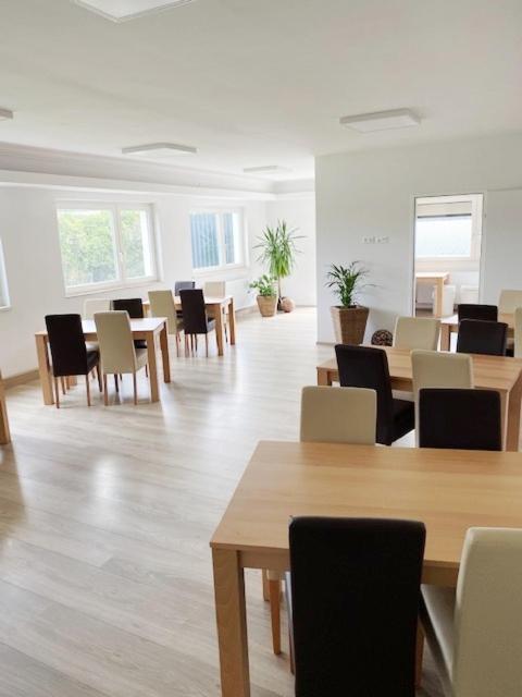 Gaestezimmer Oedenburgerstrasse Pottsching Exteriér fotografie