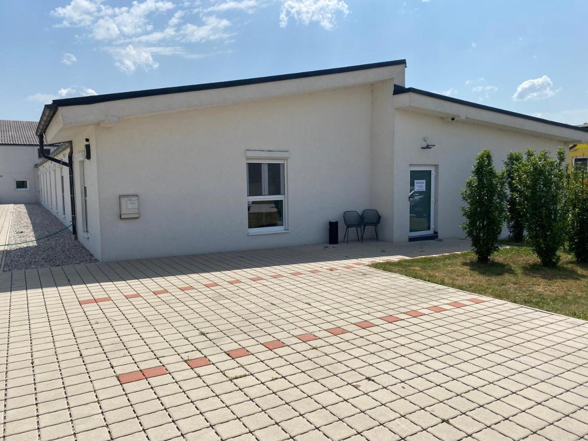 Gaestezimmer Oedenburgerstrasse Pottsching Exteriér fotografie